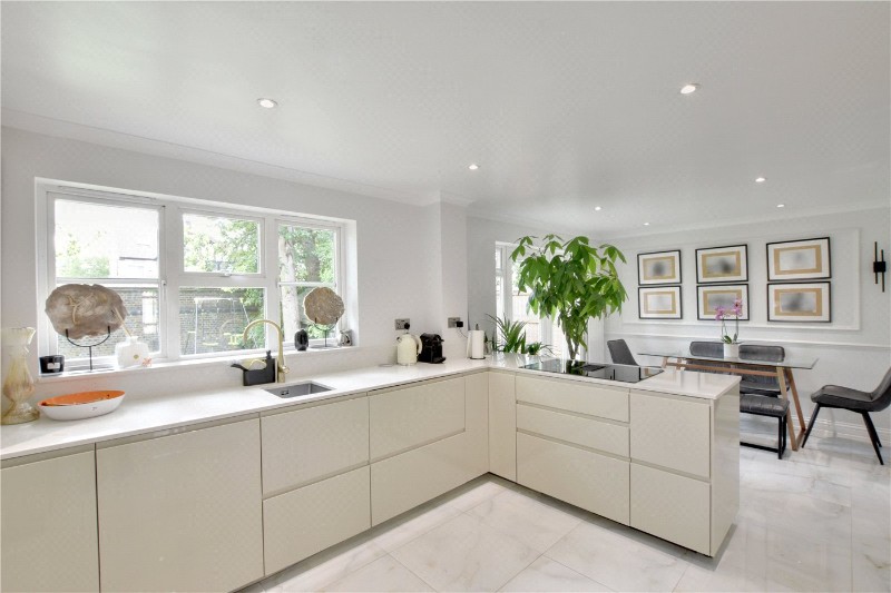 Crosier Close, Blackheath, London, SE3