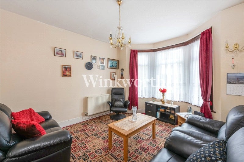 Chesterfield Gardens, London, N4