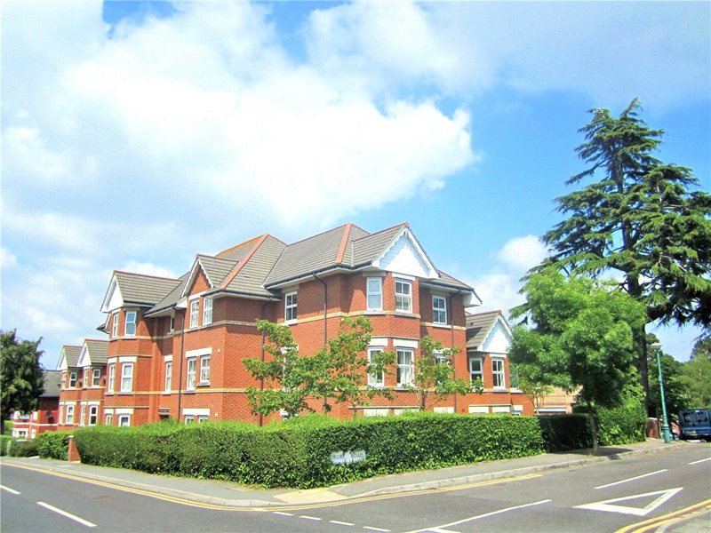 Alumhurst Road, Bournemouth, BH4