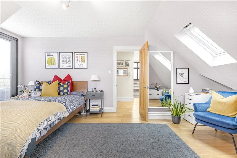 Parke Road, Barnes, London, SW13