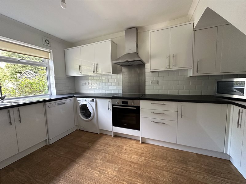 Waynflete Lane, Farnham, Surrey, GU9