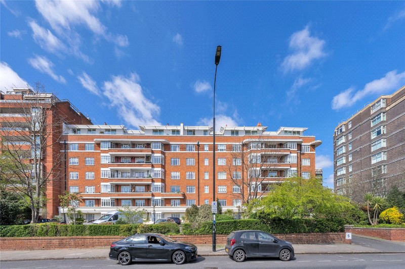 St James Close, St John&#39;s Wood, London, NW8