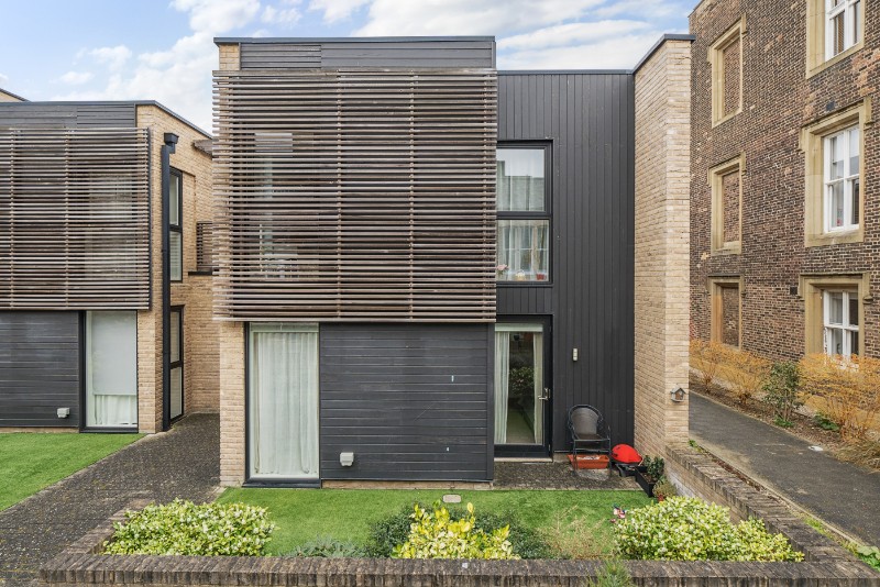 Napoleon Lane, Shooters Hill, London, SE18