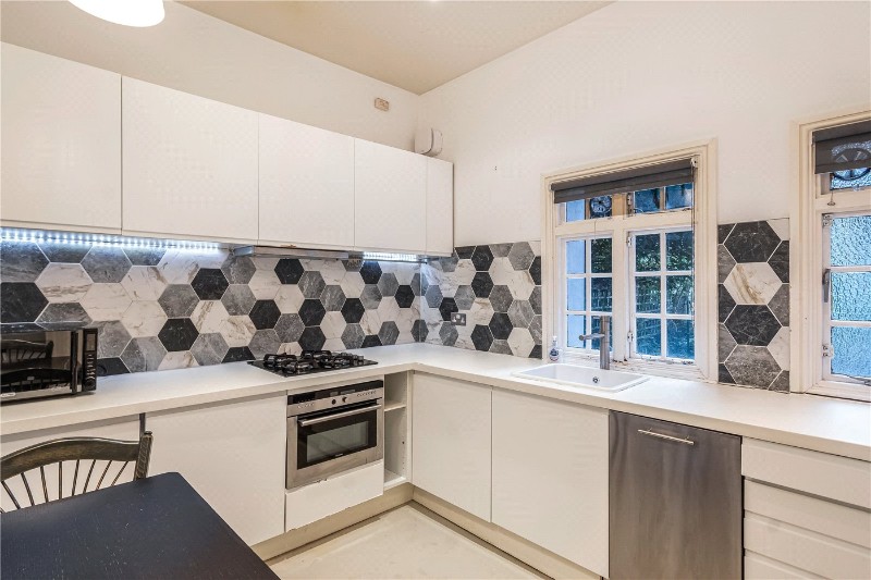 Grove Park, Camberwell, London, SE5