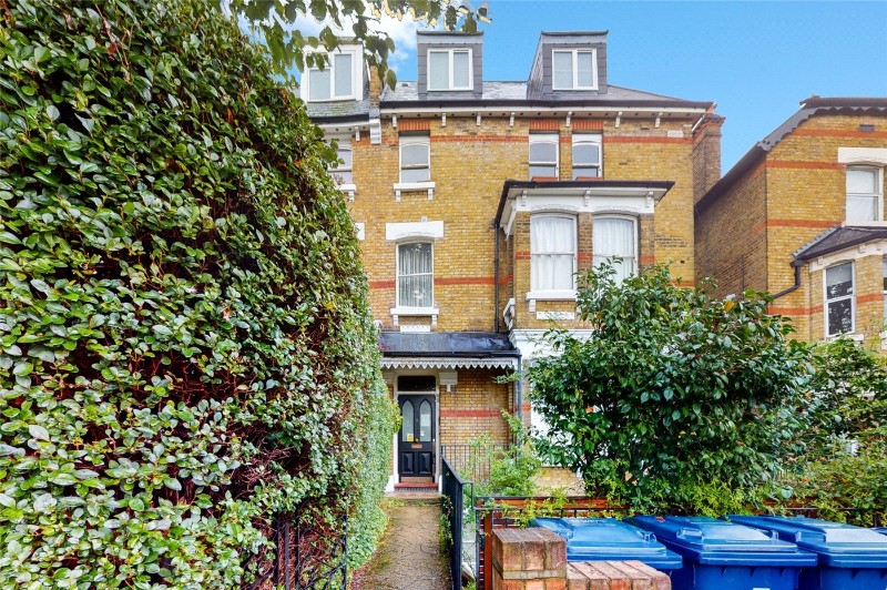 9 Cumberland Park, Acton, London, W3