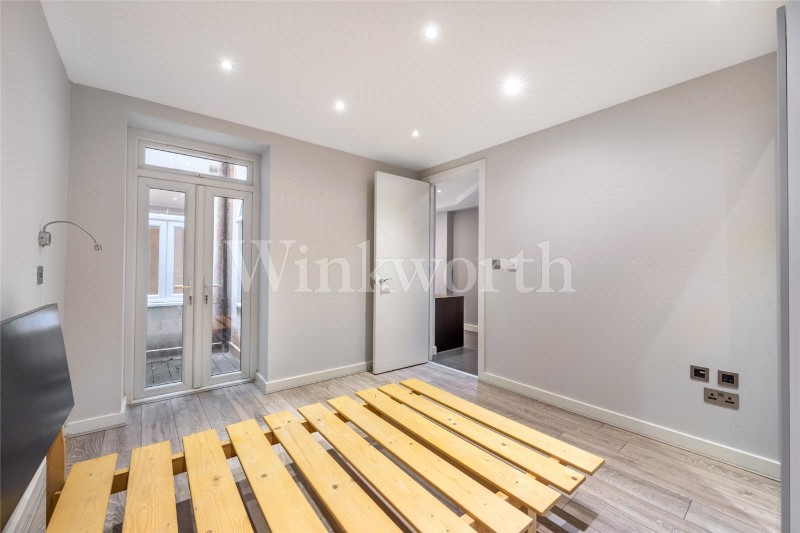 Finchley Road, London, NW2