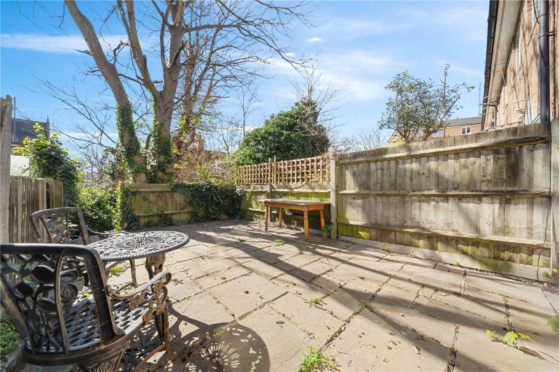 Buxhall Crescent, London, E9