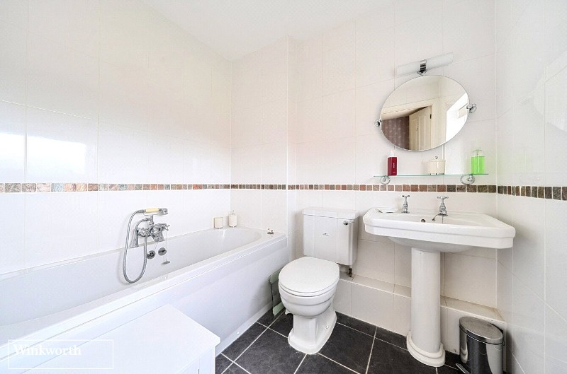 Holmes Close, Basingstoke, Hampshire, RG22