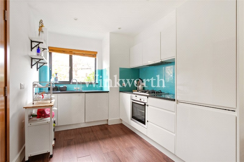 Belz Drive, London, N15