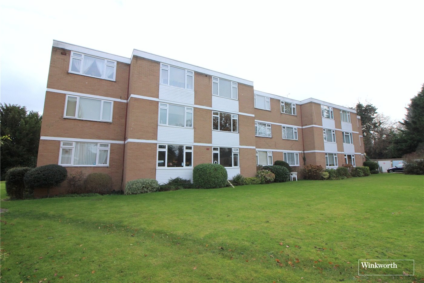 2 bedroom property for sale in Boreham Holt, Elstree, Borehamwood, WD6