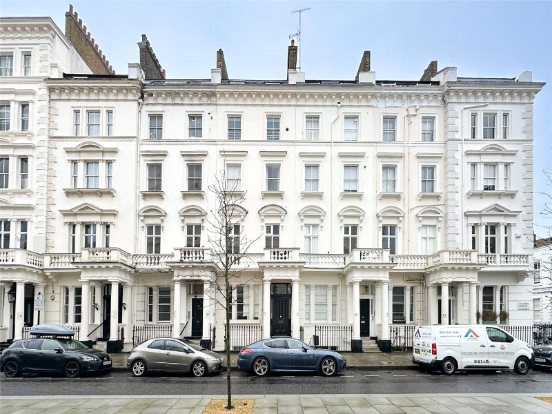 St Georges Drive, London, SW1V