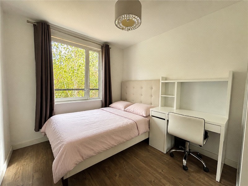 Blondin Way, London, SE16