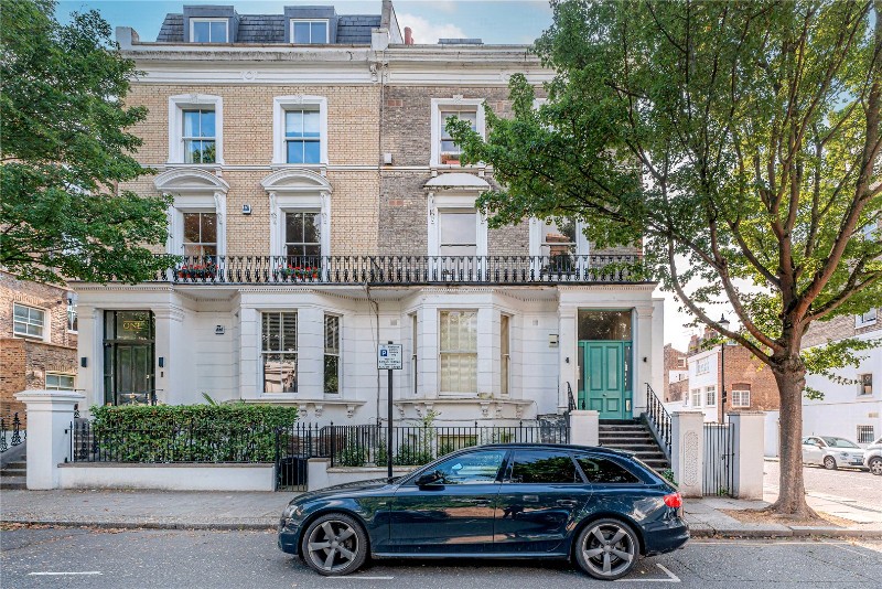 St. Charles Square, London, W10