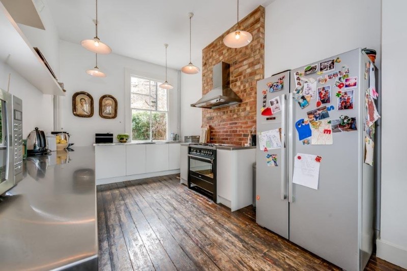 Sellons Avenue, London, NW10