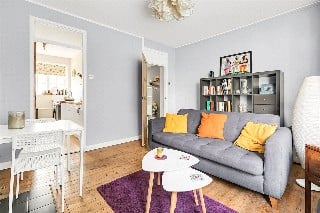 Albion Avenue, London, SW8