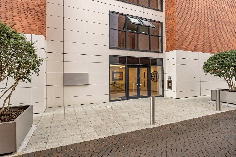 Kingman Way, Newbury, Berkshire, RG14