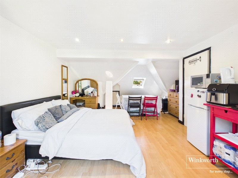 Holders Hill Drive, Hendon, London, NW4