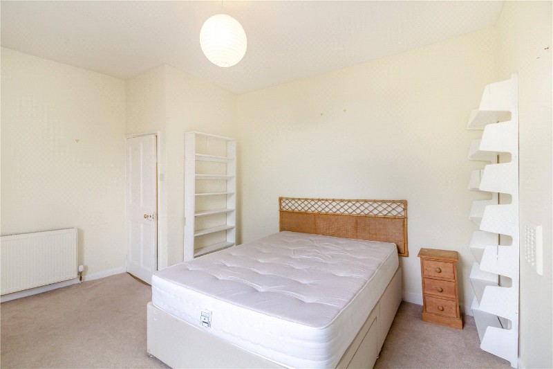 Wellington Square, Cheltenham, Gloucestershire, GL50
