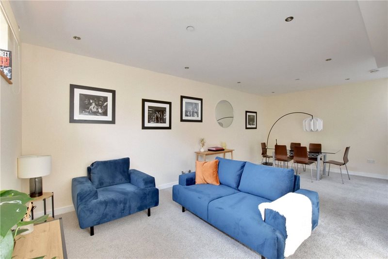 Hedgley Mews, Lee, London, SE12