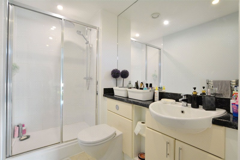 Loampit Vale, London, SE13