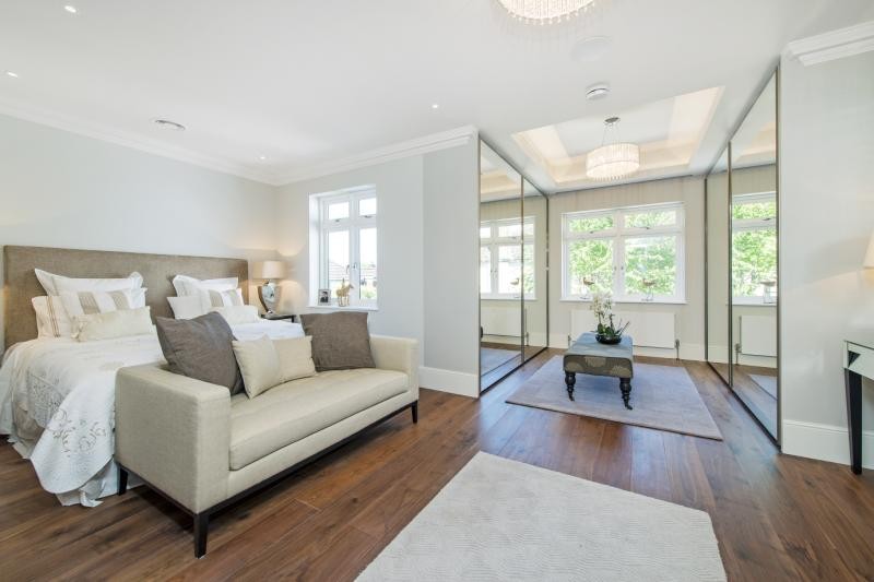 Ferry Road, Barnes, London, SW13