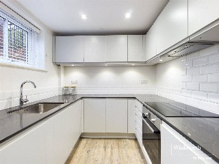 Queens Road, Reading, Berkshire, RG1