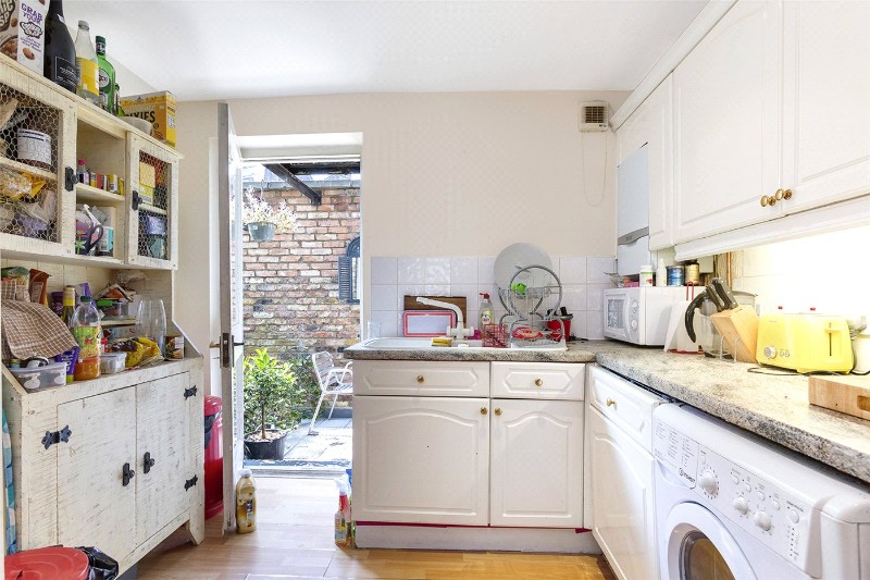 Rathbone Street, London, W1T