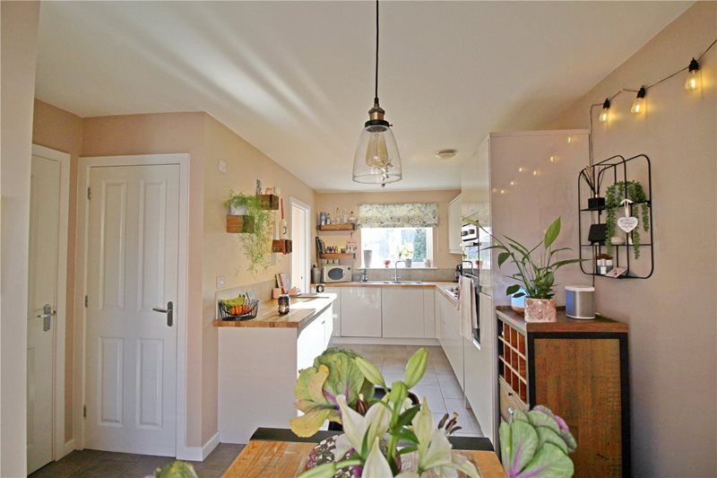 Baroness Way, Market Deeping, Peterborough, Lincolnshire, PE6