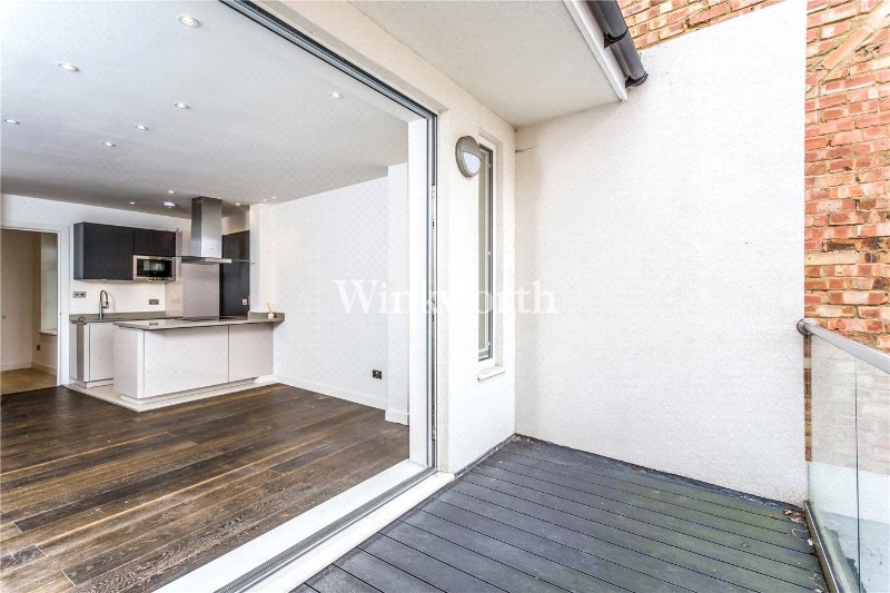 Finchley Road, London, NW2