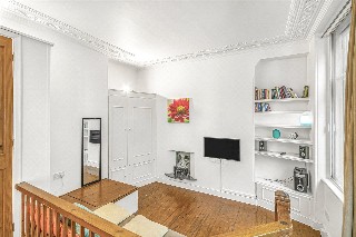 Charing Cross Road, London, WC2H