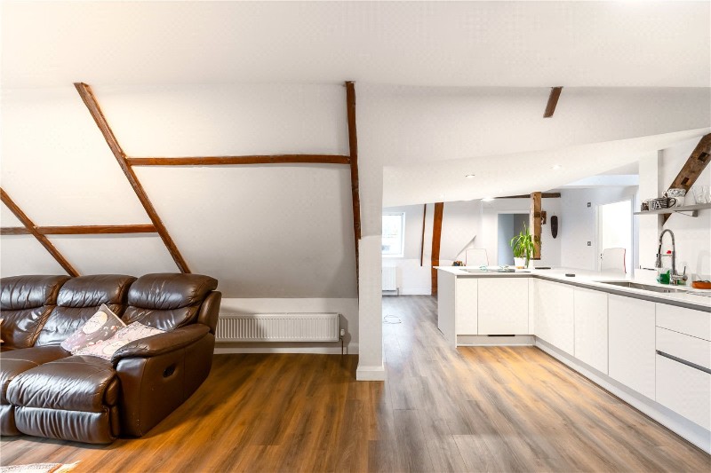 Cobbetts Hill, Weybridge, Surrey, KT13