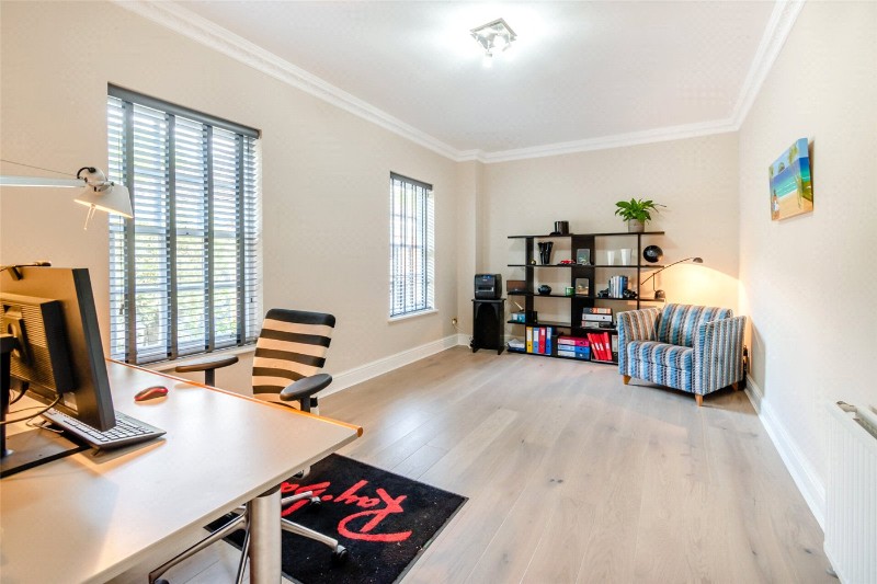 Fir Tree Avenue, Stoke Poges, Buckinghamshire, SL2