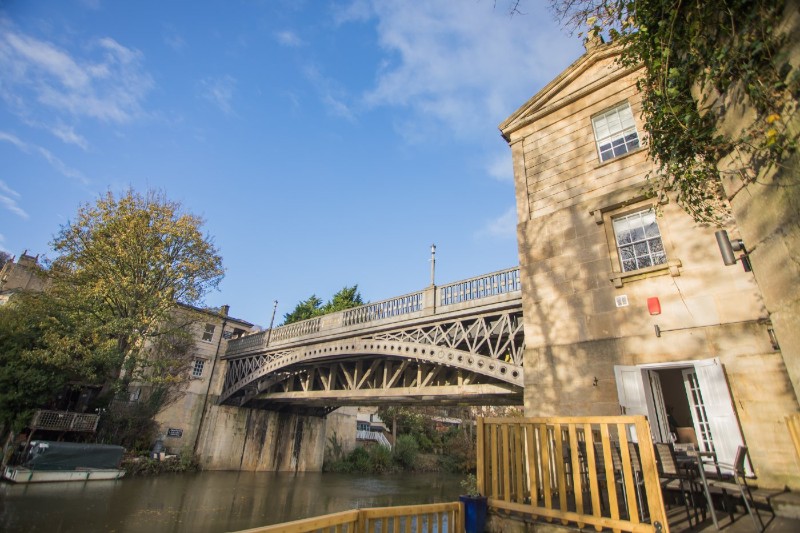 1 Cleveland Bridge, Bath, Somerset, BA1