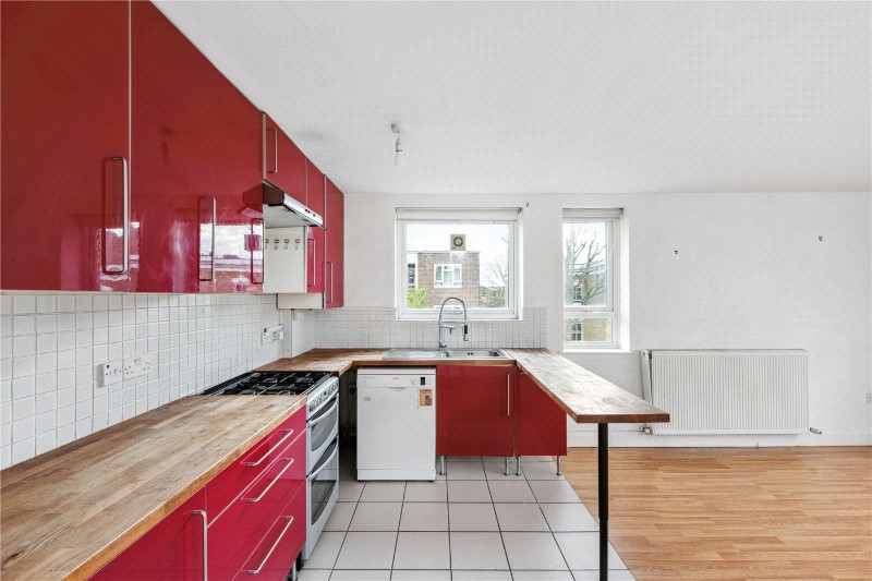 Clissold Crescent, London, N16