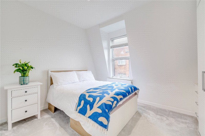 New Kings Road, London, SW6