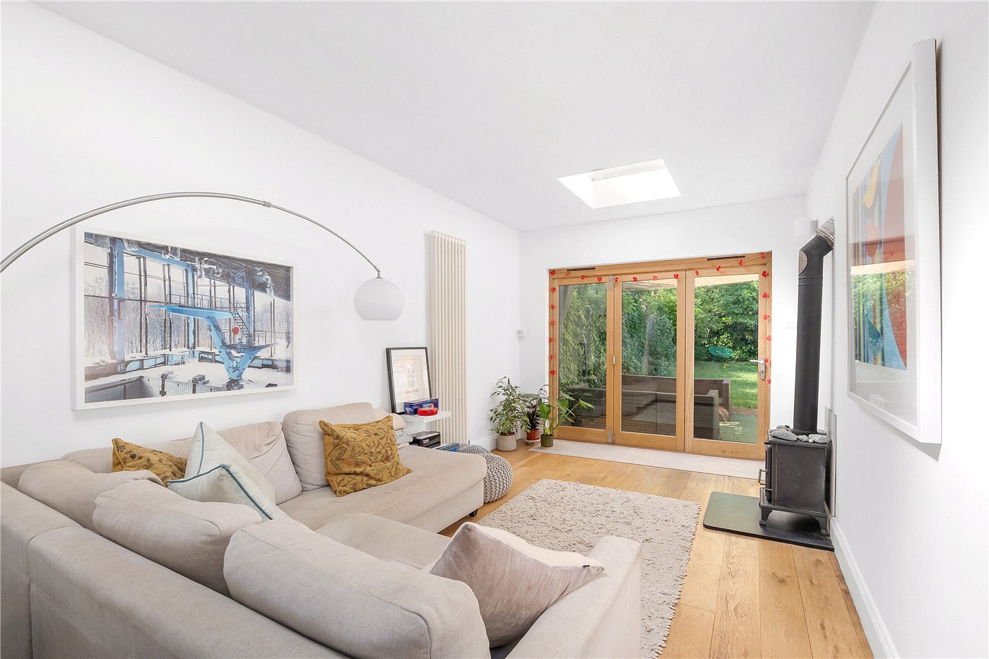 Living Area 2