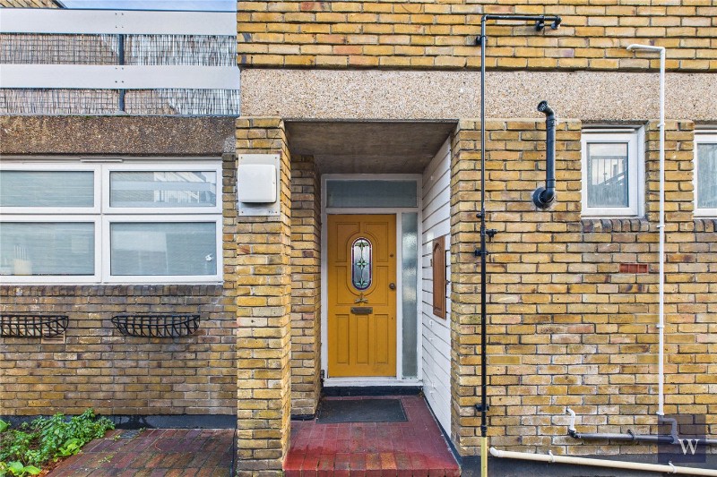 Cherry Laurel Walk, London, SW2