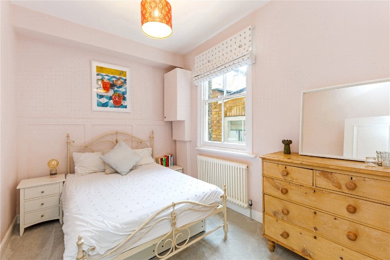 Brassey Square, London, SW11