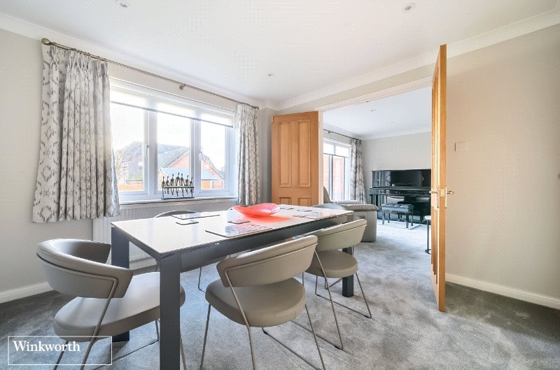 Fennel Close, Chineham, Basingstoke, RG24