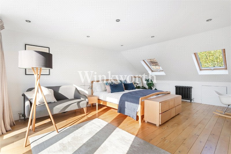 Fox Lane, London, N13