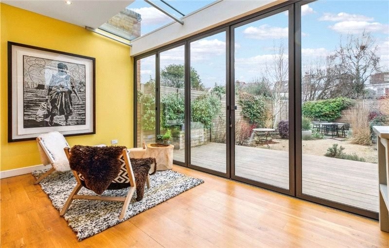 Melville Road, Barnes, London, SW13
