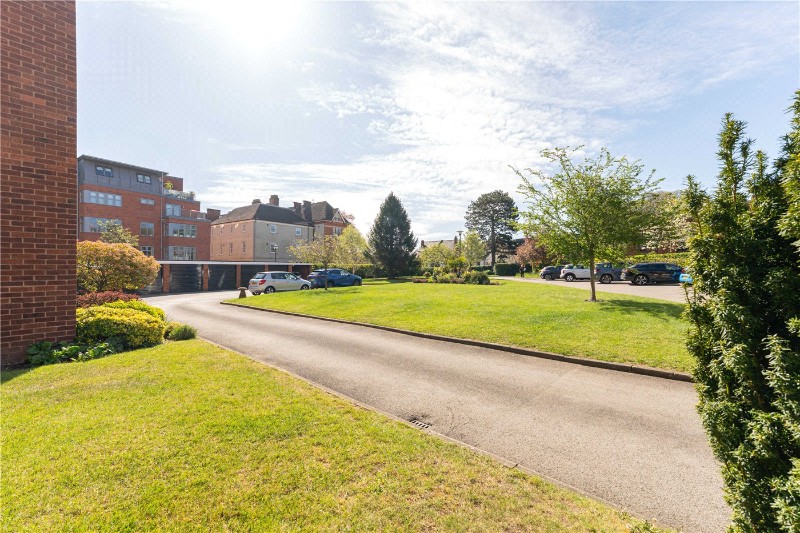 Avenue Road, Leamington Spa, Warwickshire, CV31