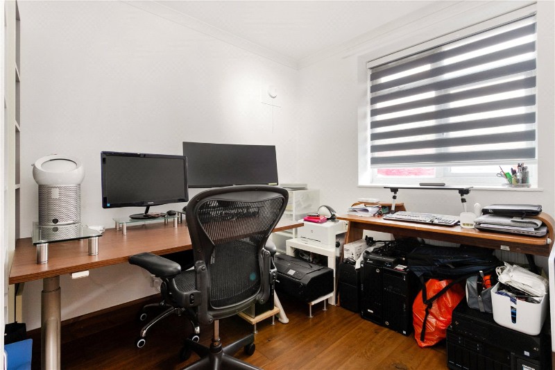 Queens Drive, London, N4