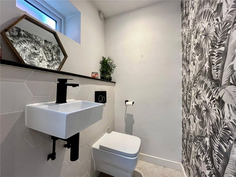 Cromwell Road, Newbury, Berkshire, RG14