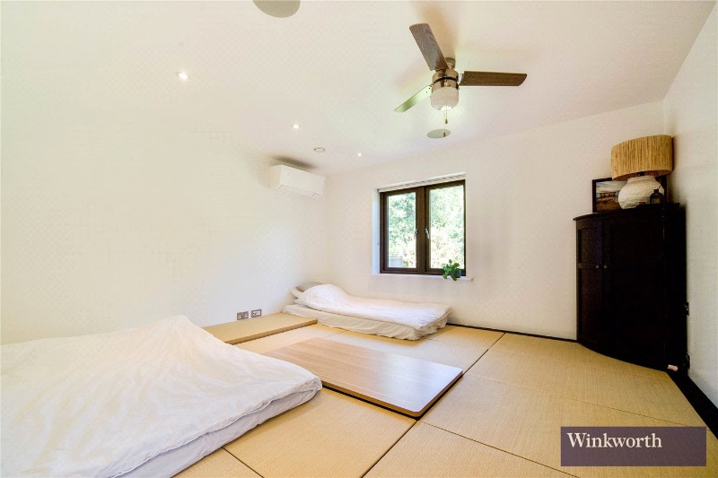 Duchess Crescent, Stanmore, HA7