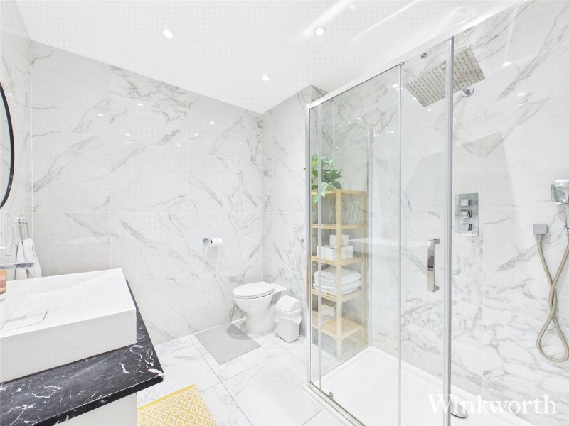 North Road, South Ealing, London, W5