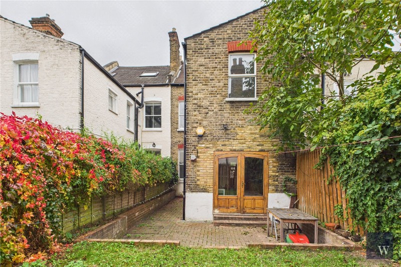 Estreham Road, London, SW16