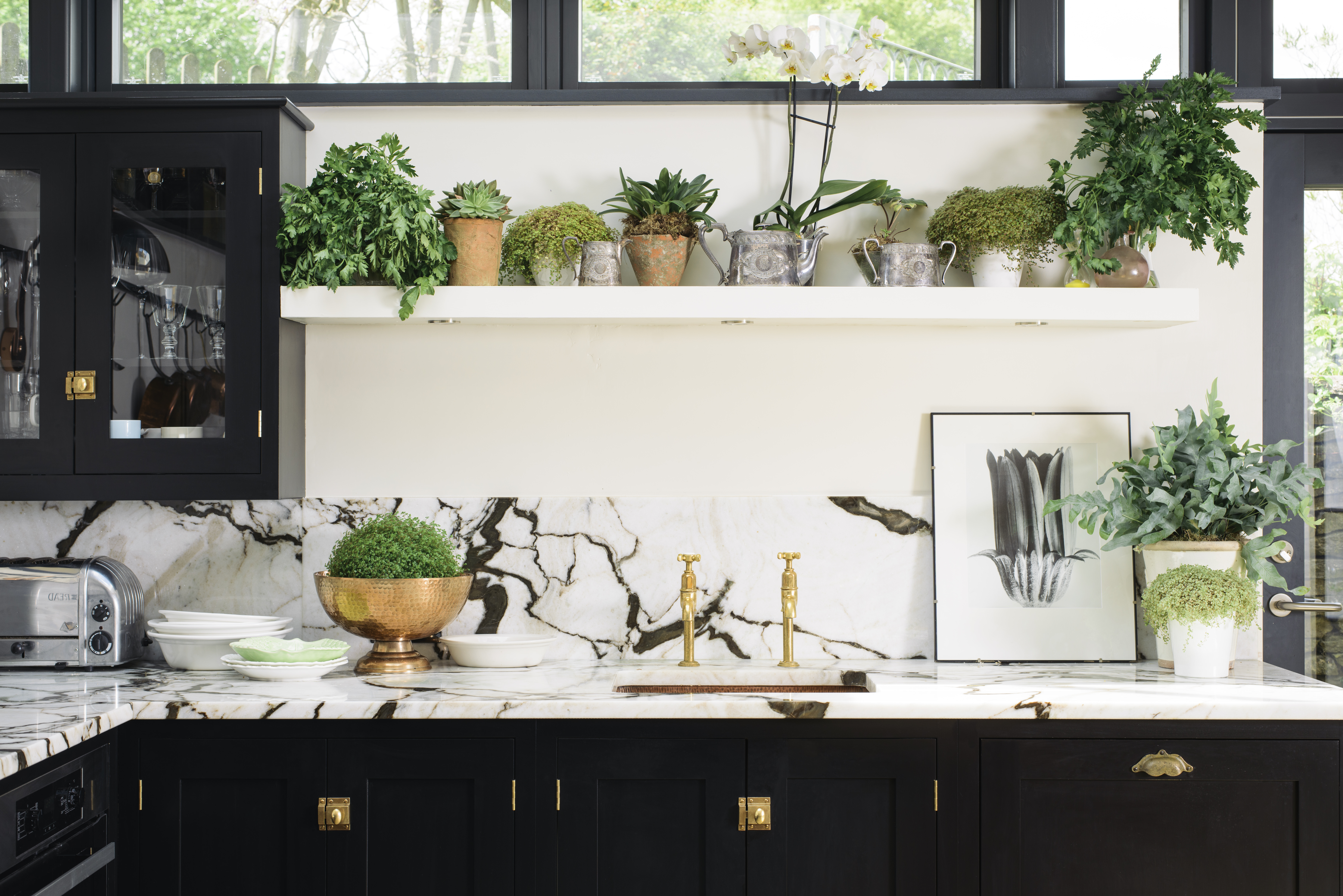 12-The-Real-Shaker-Kitchen-by-deVOL_-HI-RES