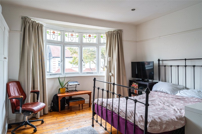 Wavertree Road, London, SW2