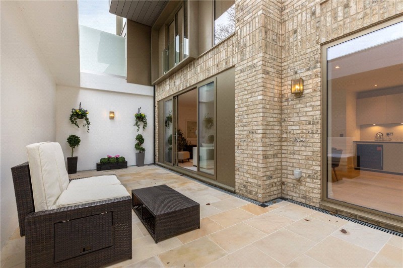 Keswick Road, London, SW15